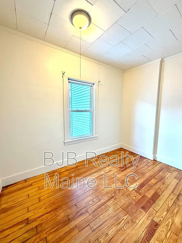 2 bed, 1.0 bath, 500 sqft, $1,700 — Photo 4