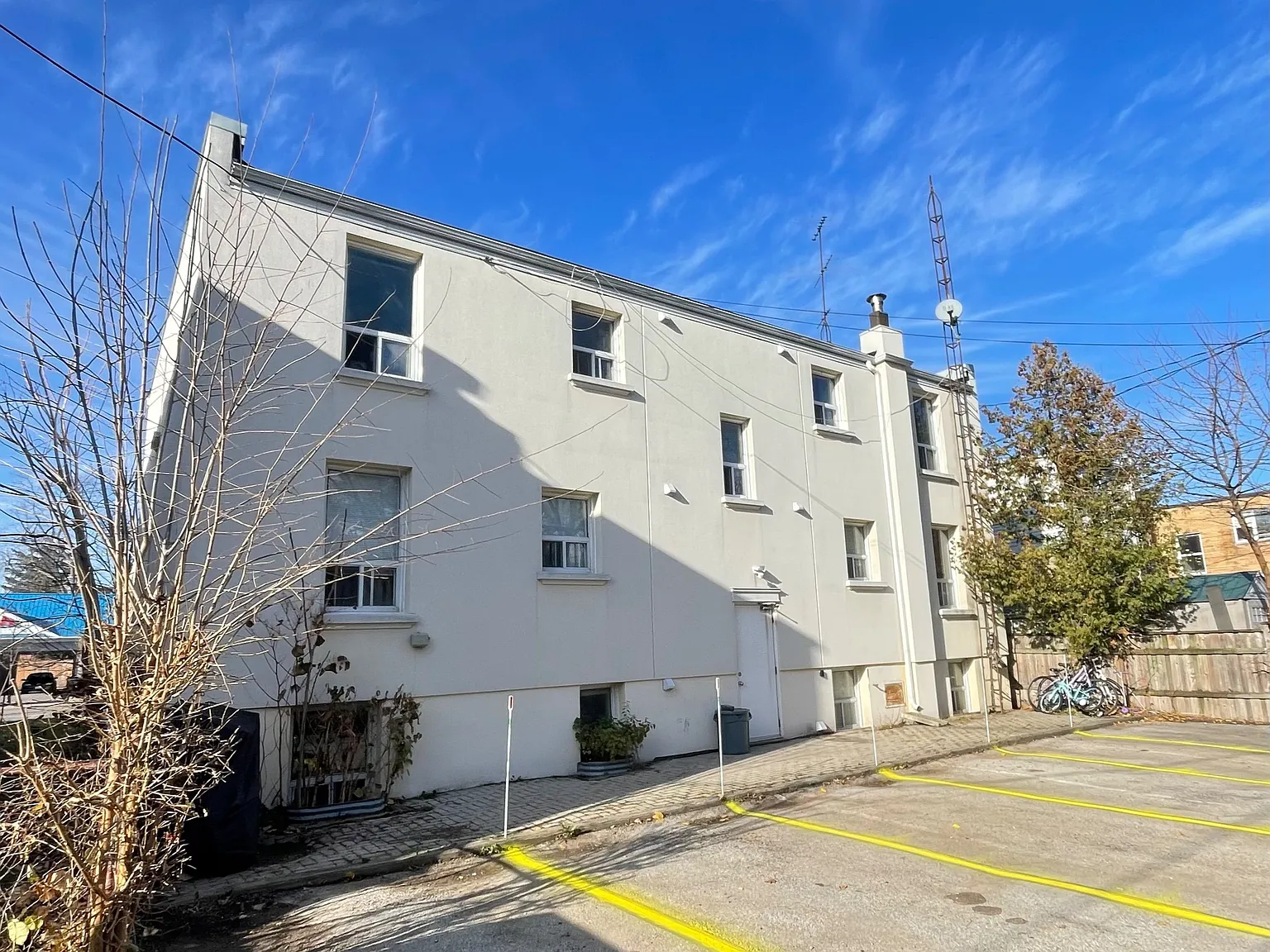 2 bed, $2,250 — Photo 3
