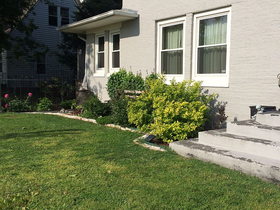2nd image of 602 S Ponca Ave