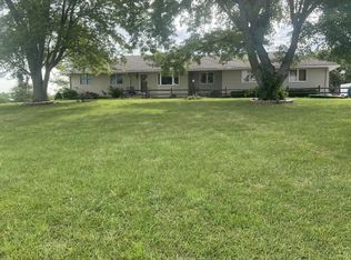 3330 SW Hodges Rd, Topeka, KS 66614