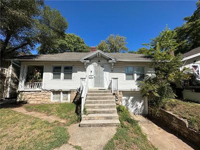 1528 E 51st St, Kansas City, MO, 64110