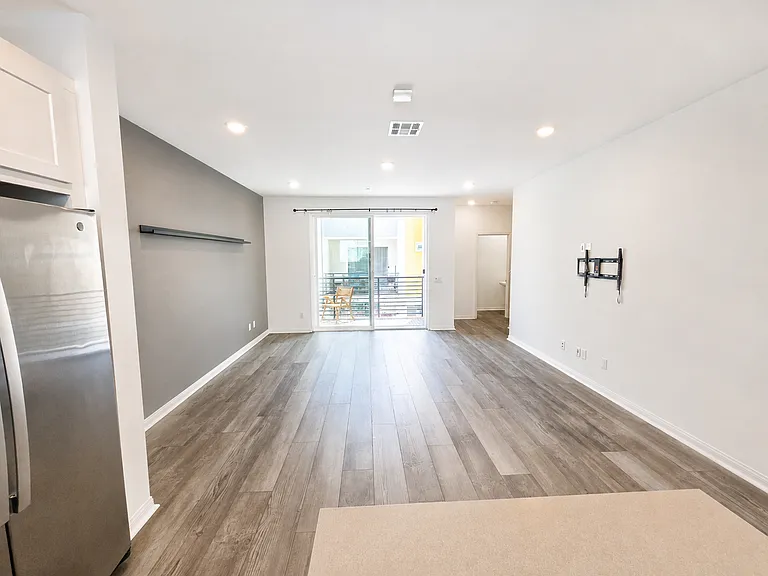 1980 Affinity Ln — Photo 16
