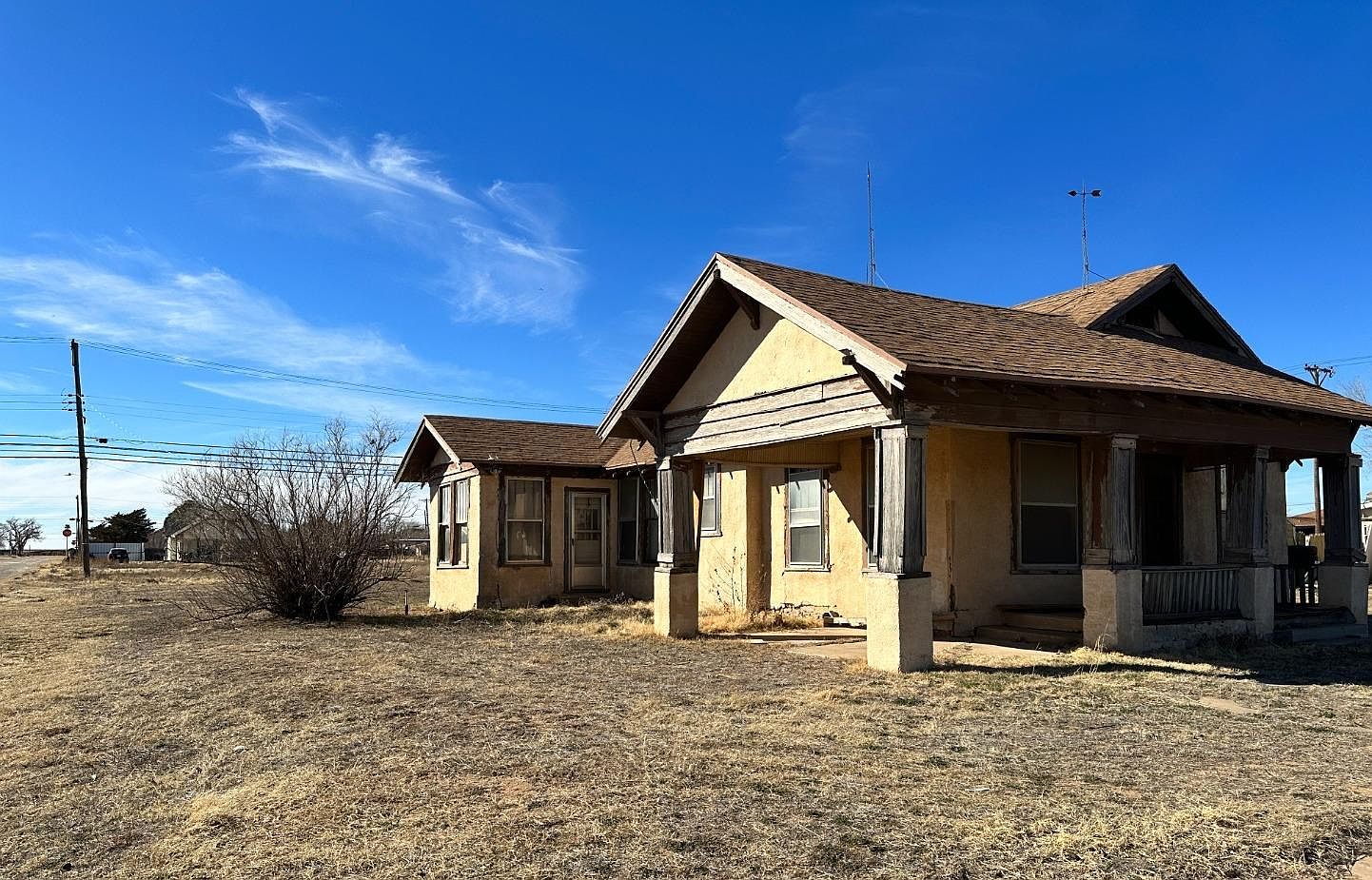 701 Avenue E, Ralls, TX 79357 Zillow