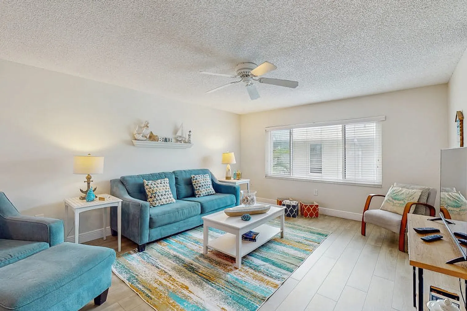 2 bed, 2.0 bath, 957 sqft, $3,402 — Photo 1