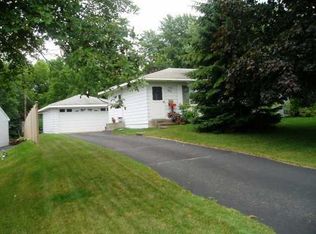 6896 Cain Ave, Inver Grove Heights, MN 55076