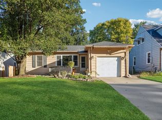 3921 Clinton Ave, Des Moines, IA 50310