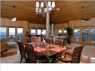 3rd image of 1344 Azalea Dr