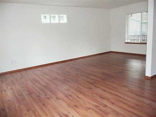 4th image of 19517 25th Street Ct SW