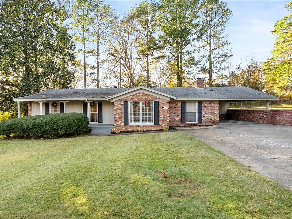 1706 Highland Cir, Opelika, AL 36801 MLS 168043 Zillow