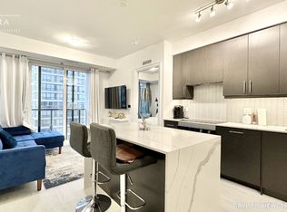 36 Elm Dr W #1210, Mississauga, ON L5B 0N3