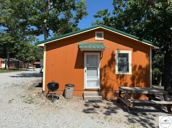 29794 Liars Loop, Warsaw, MO 65355