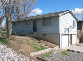 815 Park Dr, Sheridan, WY 82801