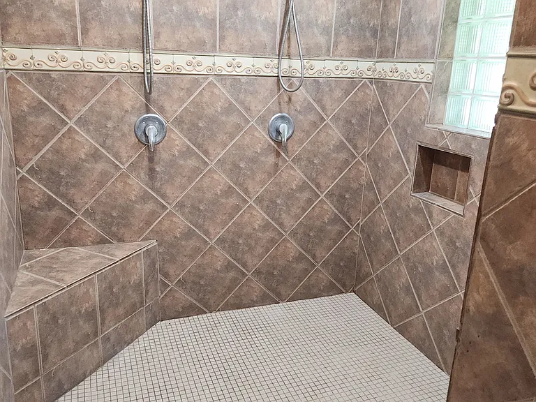 15625 E 11th St #3 — Photo 12