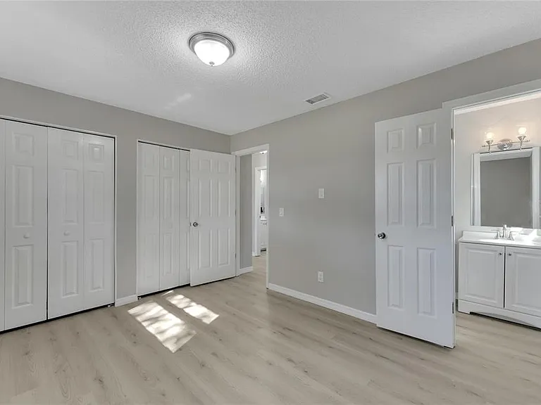 527 Fox Run Trl — Photo 36