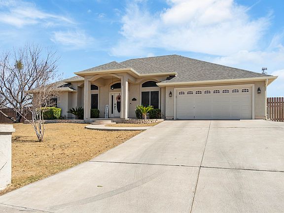 2nd image of 107 Lookout Dr