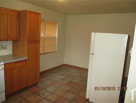 5th image of 1459 Waterton Dr