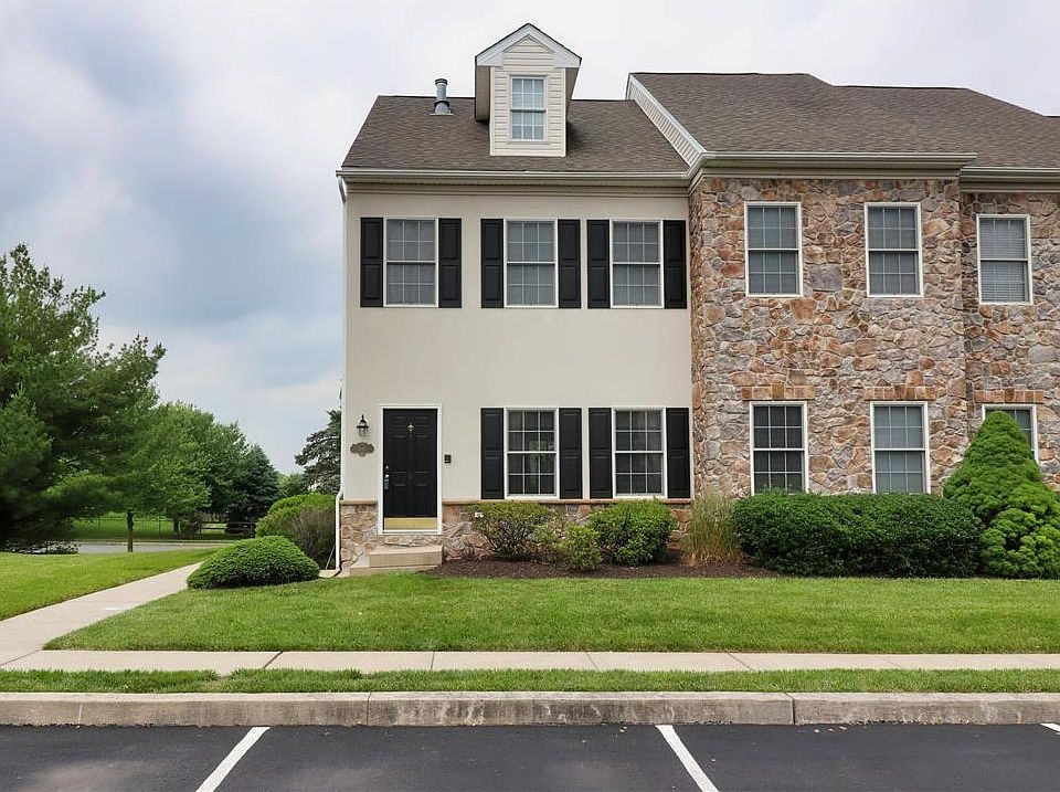 1st image of 1812 Merlot Dr #C