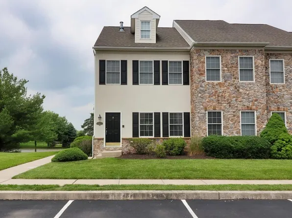 1812 Merlot Dr #C, Easton, PA 18045