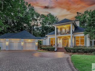 17 Back River Cir, Savannah, GA 31411
