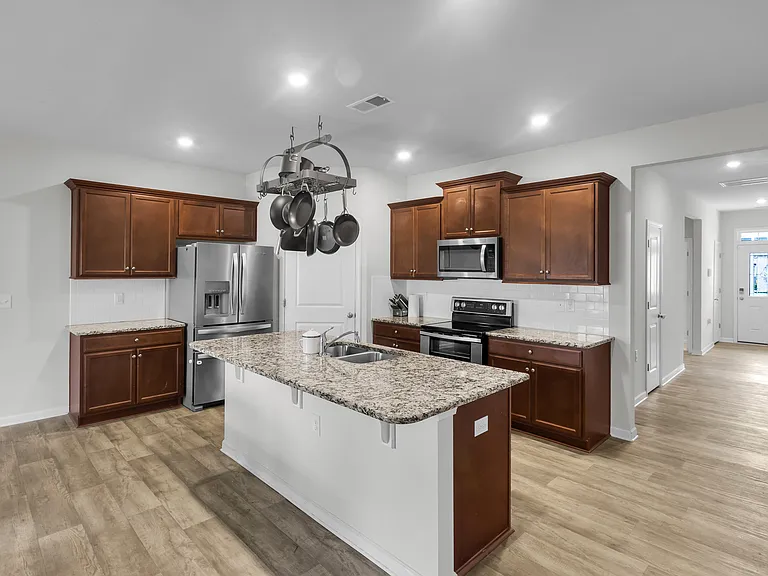 316 Isabelle St — Photo 24