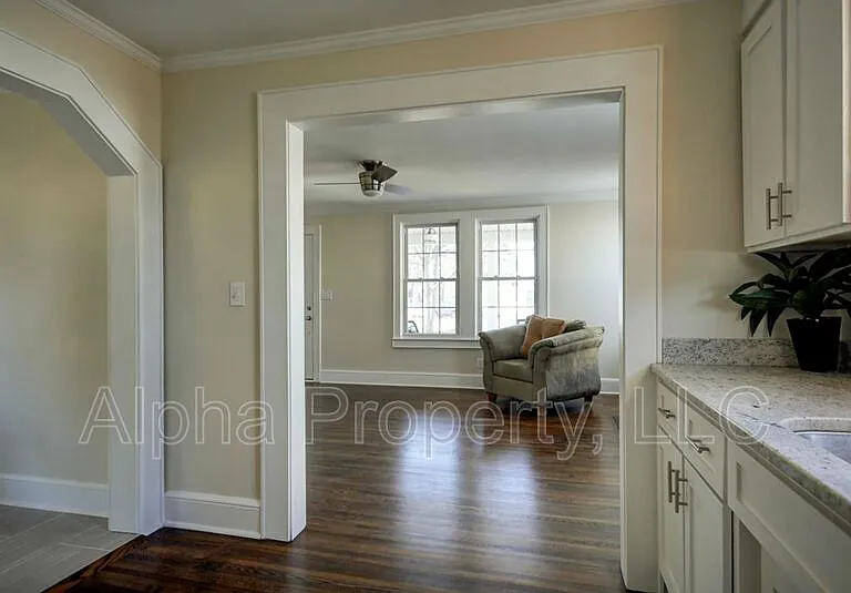 407 S Florida Ave — Photo 10