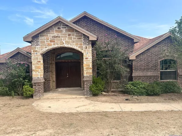218 View Drive, Eagle Pass, TX 78852