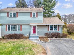 116 Oxbow Dr, Meriden, CT 06450