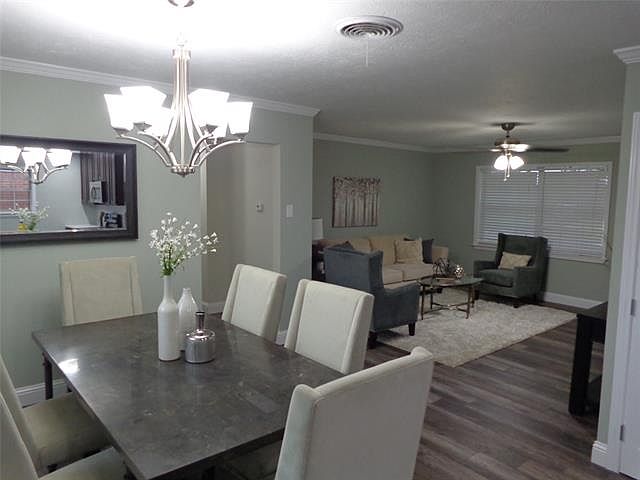 1st image of 403 Dover Dr