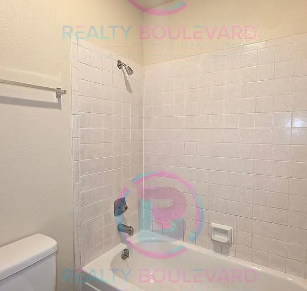2450 Lymbery St #129 — Photo 11