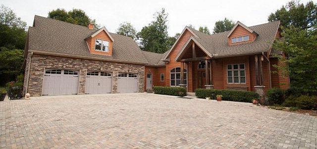 1st image of 956 Patriot Ridge Dr