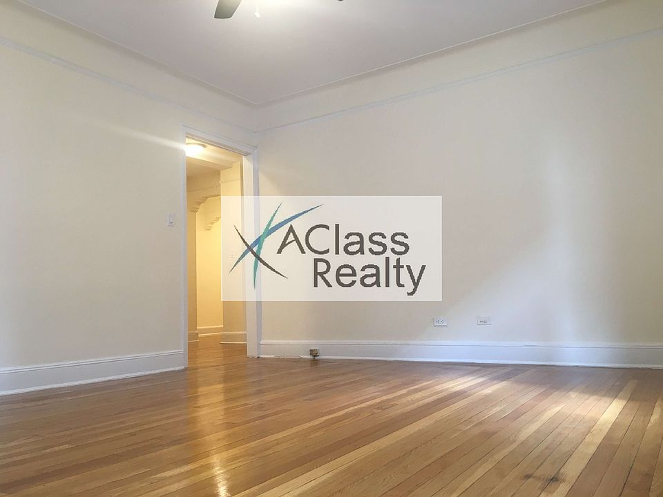 2nd image of 4415 34th Ave APT 1E