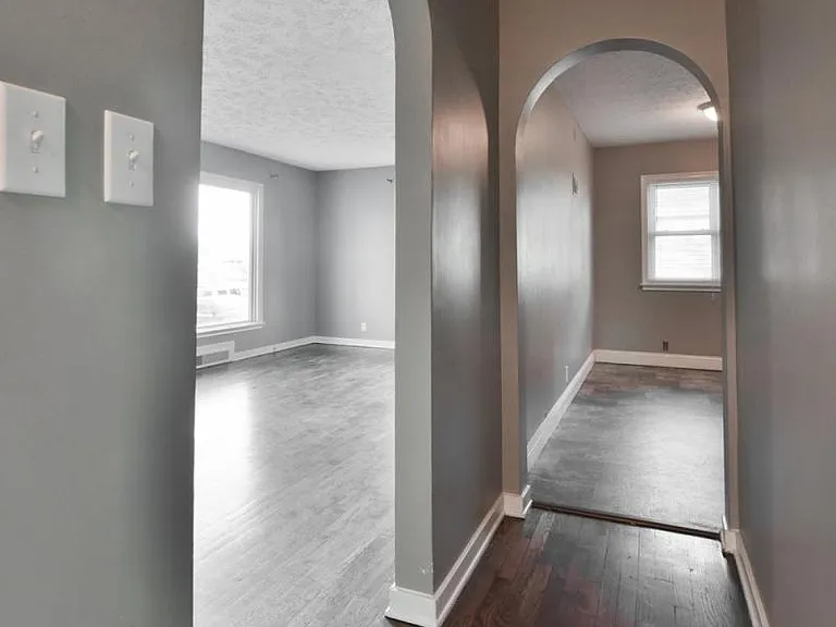 4817 S 48th St — Photo 16