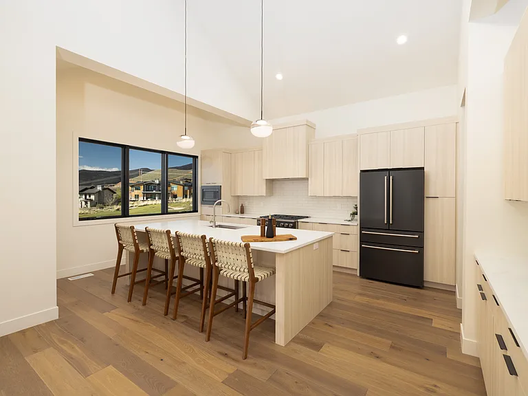 1285 Lasso Trl — Photo 9