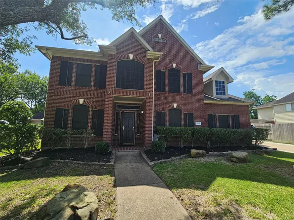 3709 Pinehurst Dr, Pearland, TX 77581