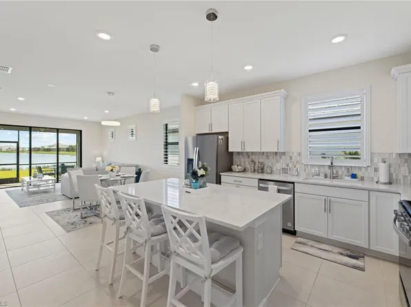 20230 Napa LOOP, ESTERO, FL 33928