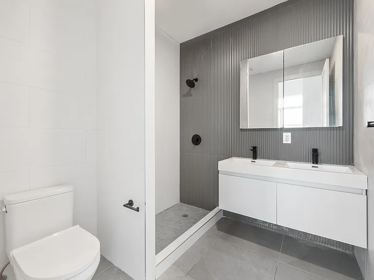 236 N 12th St #2 — Photo 11