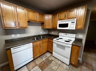 702 W Badger Rd APT 104, Madison, WI 53713