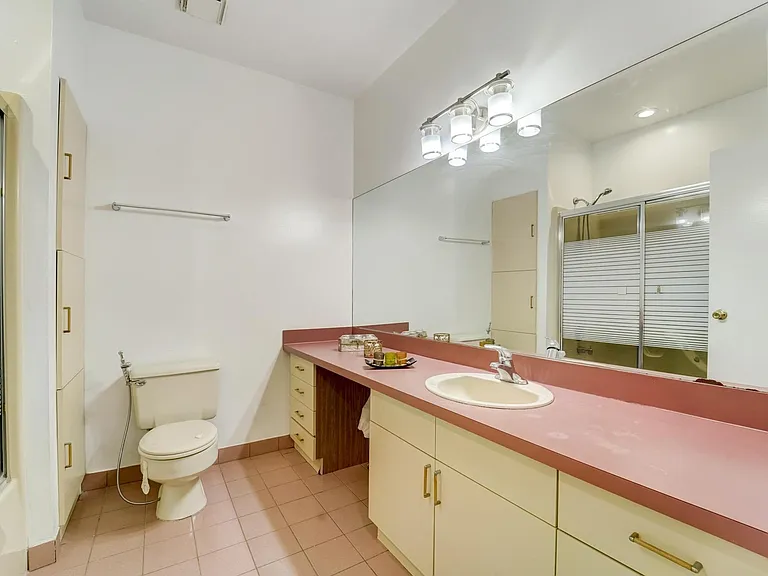 75 Liberty Ave #D30 — Photo 25