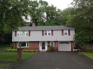 17 Alvah St, Saugus, MA 01906