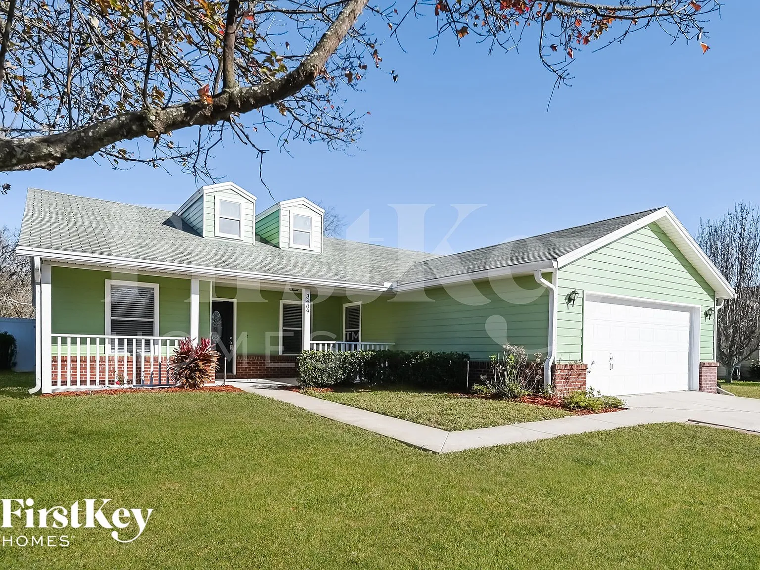 3 bed, 2.0 bath, 1550 sqft, $2,070 — Photo 2