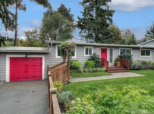 1046 Bell St, Edmonds, WA 98020