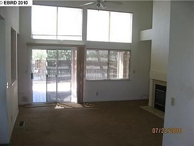 4th image of 2410 Santa Cruz Ct