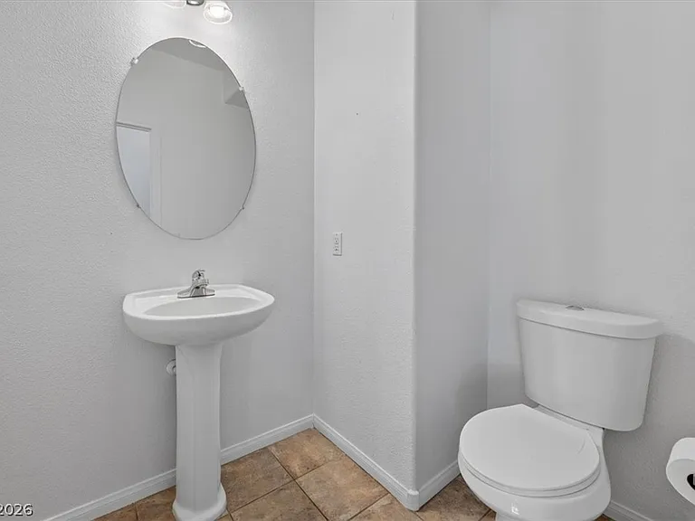 3799 Honey Ridge Ct — Photo 22