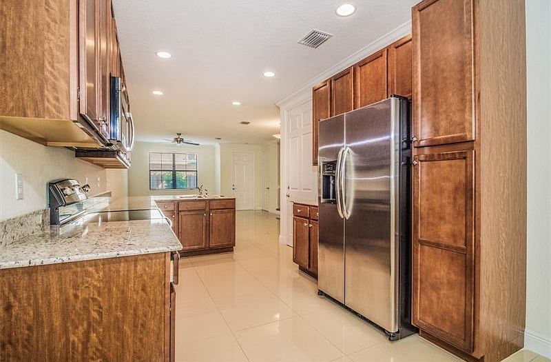 1st image of 2723 NE 14th Street Cswy