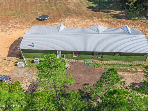 4678 Mississippi Pkwy #43, Canton, MS 39046