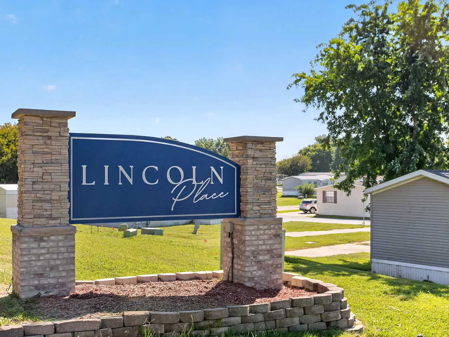 Lincoln Place — Photo 4