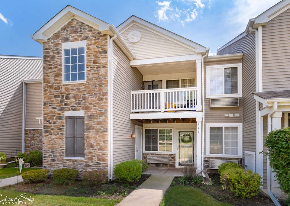 1st image of 111 Silverstone Dr