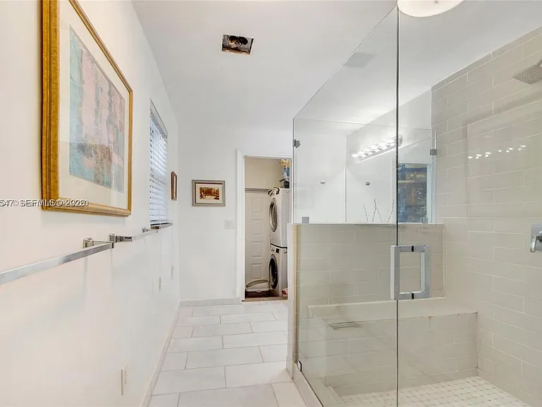 45 NW 93rd St — Photo 11