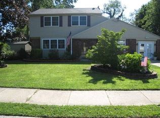 200 Ashton Dr, Gibbstown, NJ 08027