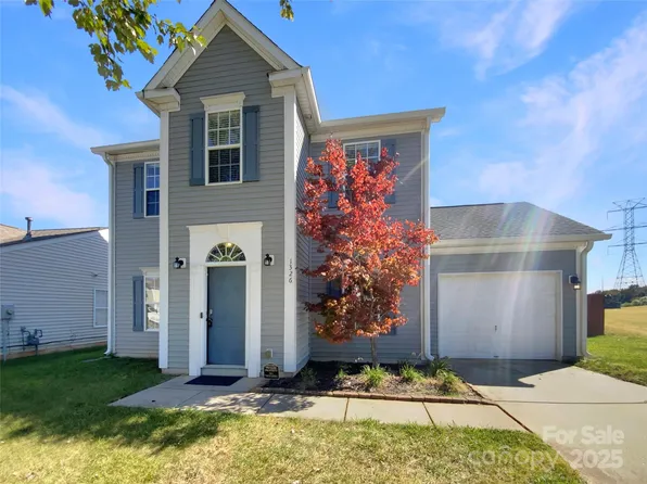 1326 Majestic Meadow Dr, Charlotte, NC 28216